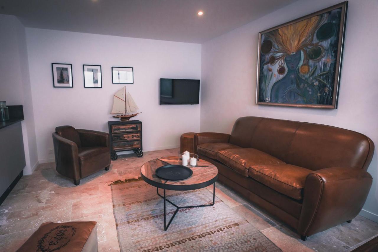 Appartement Avec Cour Privee Centre Ville Classe 4 Etoiles Remparts 1 라로셸 외부 사진