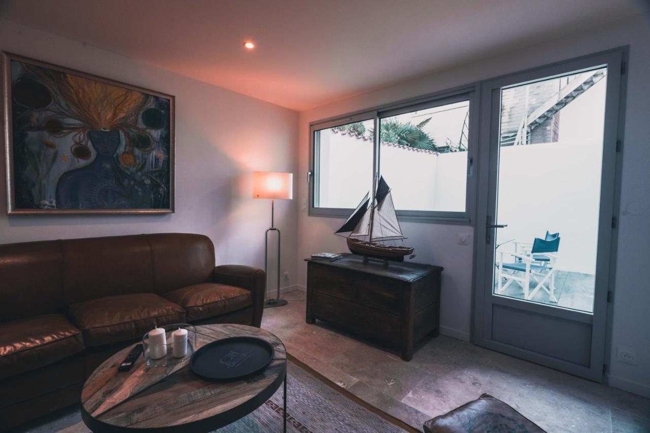 Appartement Avec Cour Privee Centre Ville Classe 4 Etoiles Remparts 1 라로셸 외부 사진